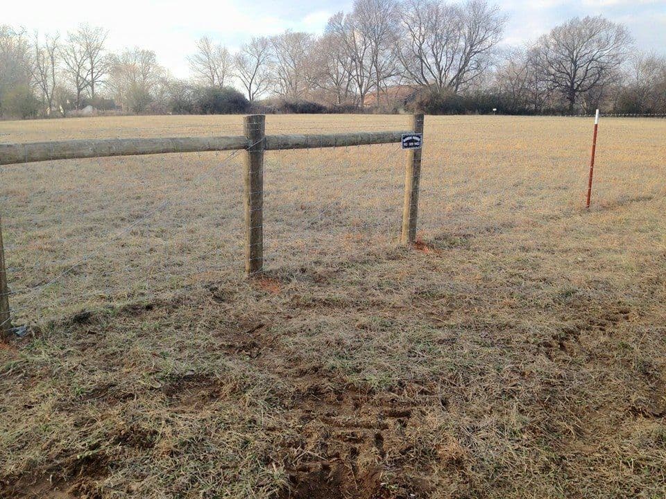 High Tensile+Wire+Fence+Installation 1920w